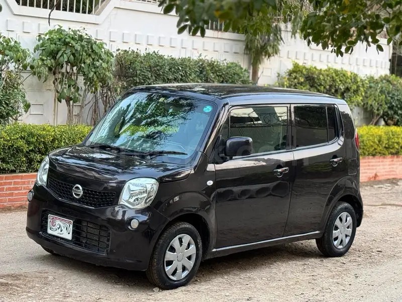Nissan Moco 2014