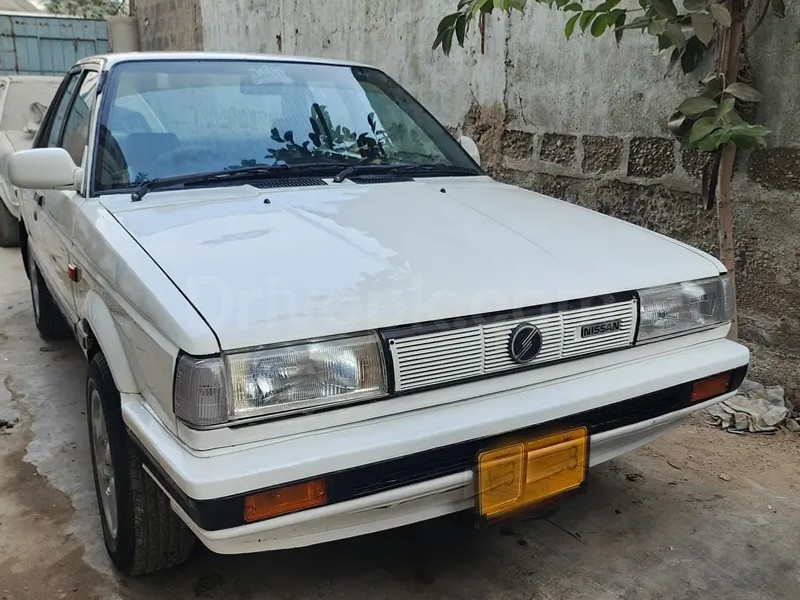 Nissan Sunny 1987