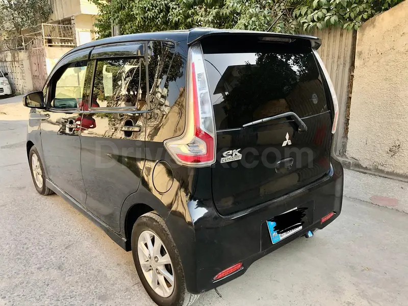 Mitsubishi EK Custom 2018