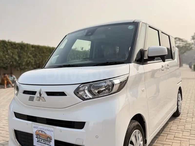 Mitsubishi Ek Wagon 2022