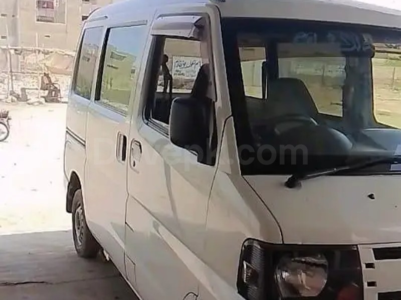 Mitsubishi Minicab Bravo 2012