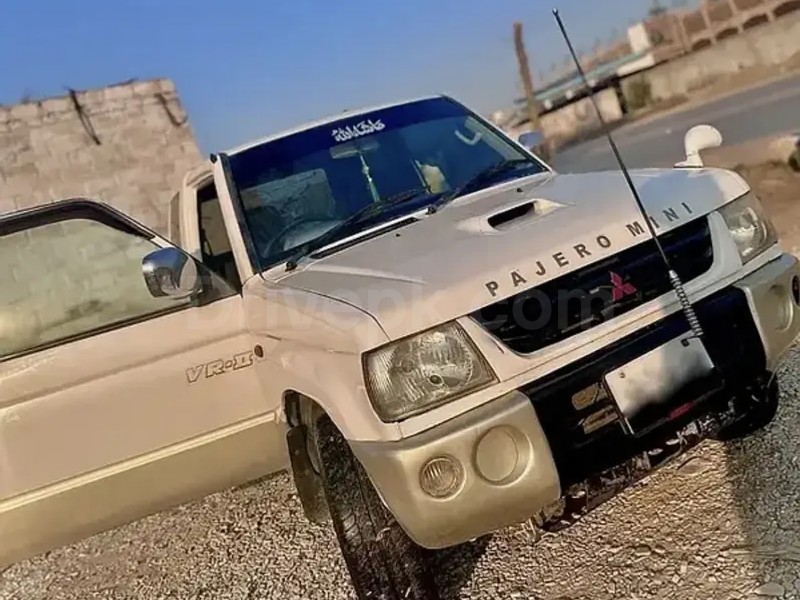 Mitsubishi Pajero Mini 1998