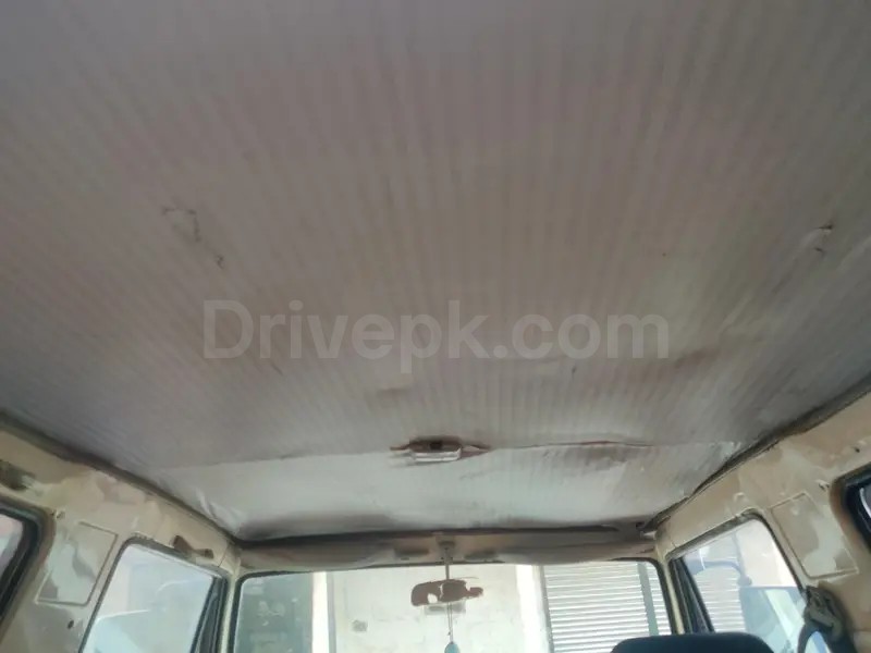 Mitsubishi Pajero 1987