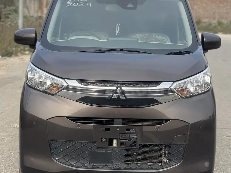 Mitsubishi Ek Wagon 2021