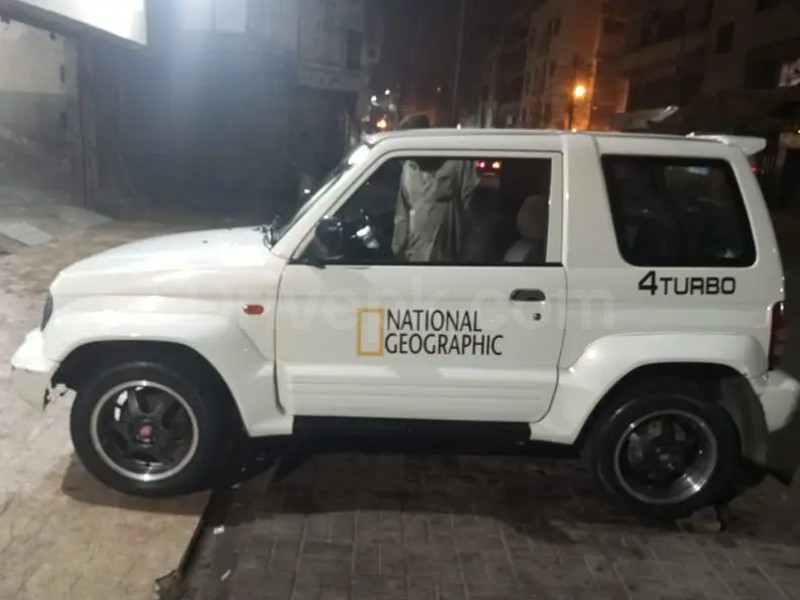 Mitsubishi Pajero Mini 1999