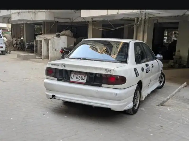 Mitsubishi Lancer 1992