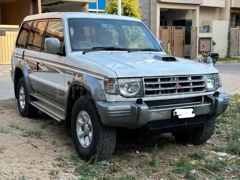 Mitsubishi Pajero 1994