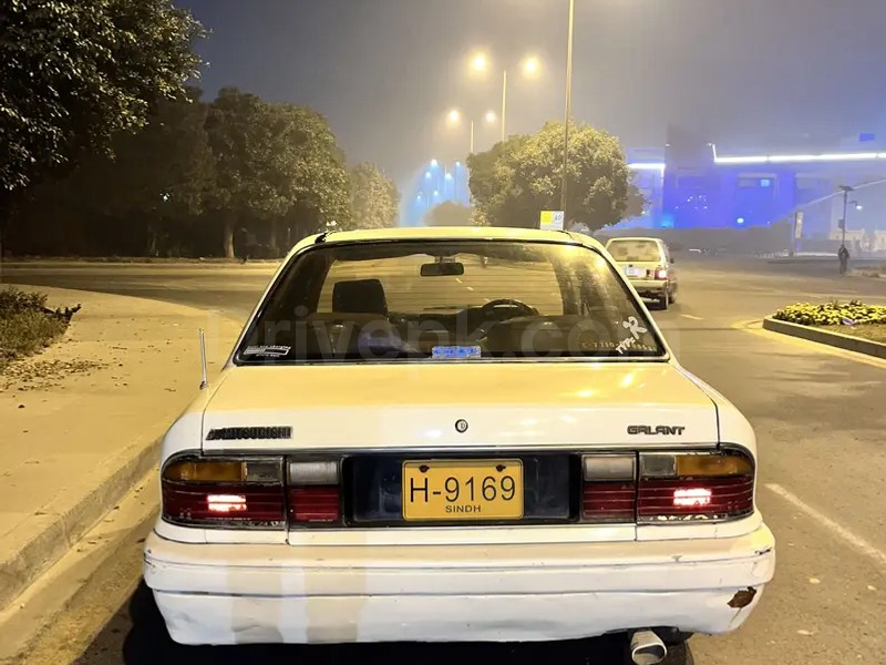 Mitsubishi Galant 1989