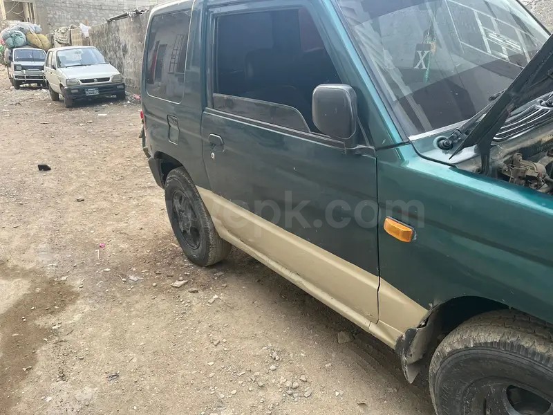 Mitsubishi Pajero 1994