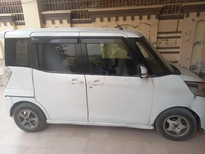 Mitsubishi Ek Wagon 2018