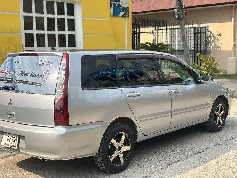 Mitsubishi Lancer 2011