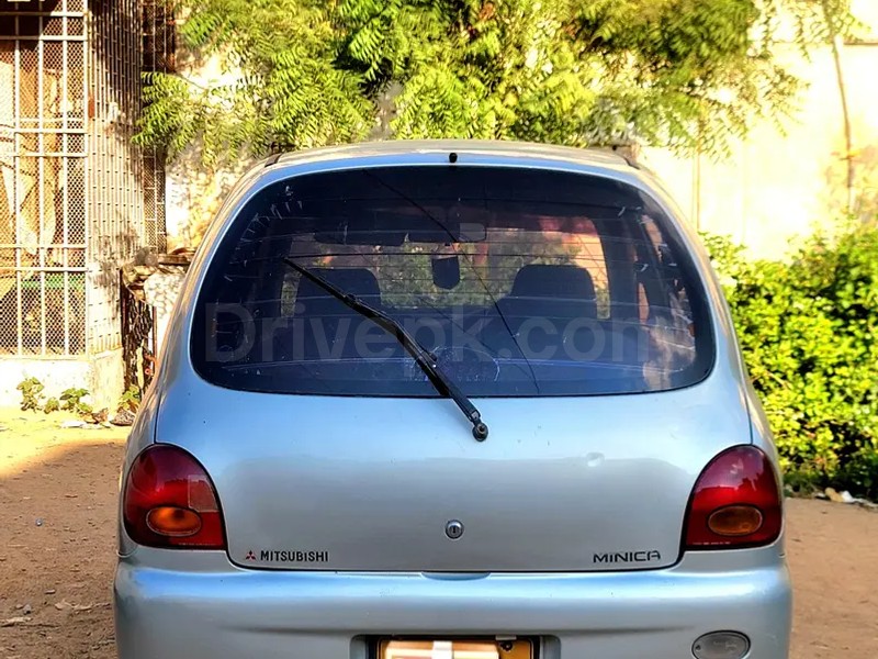 Mitsubishi Minica 1994
