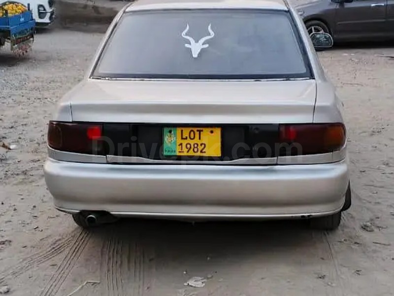 Mitsubishi Lancer 1993