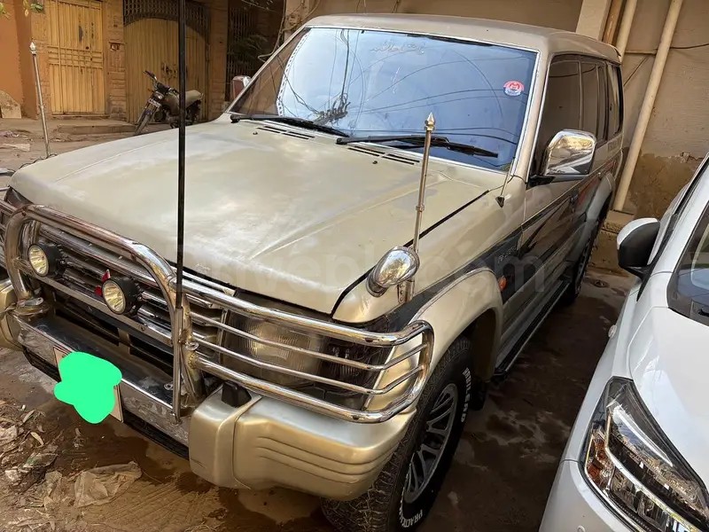 Mitsubishi Pajero 1993