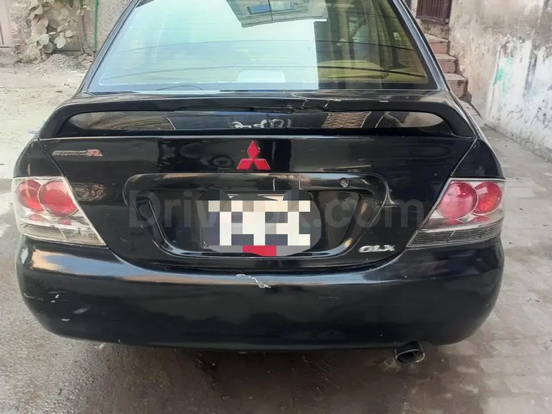 Mitsubishi Lancer 2005