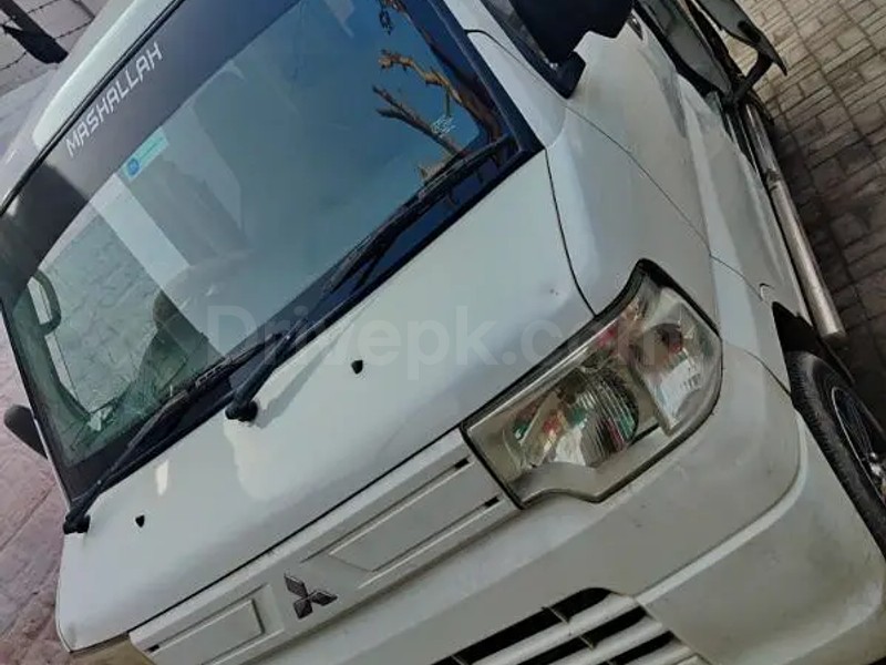 Mitsubishi Minicab Bravo 2018