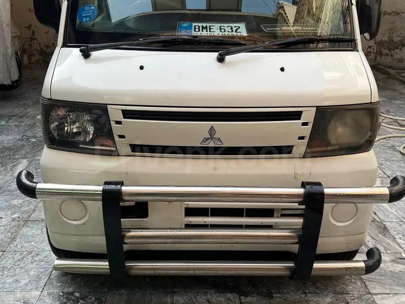 Mitsubishi Town Box 2010