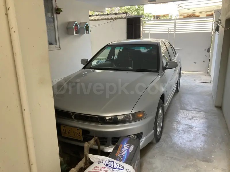 Mitsubishi Galant 2006