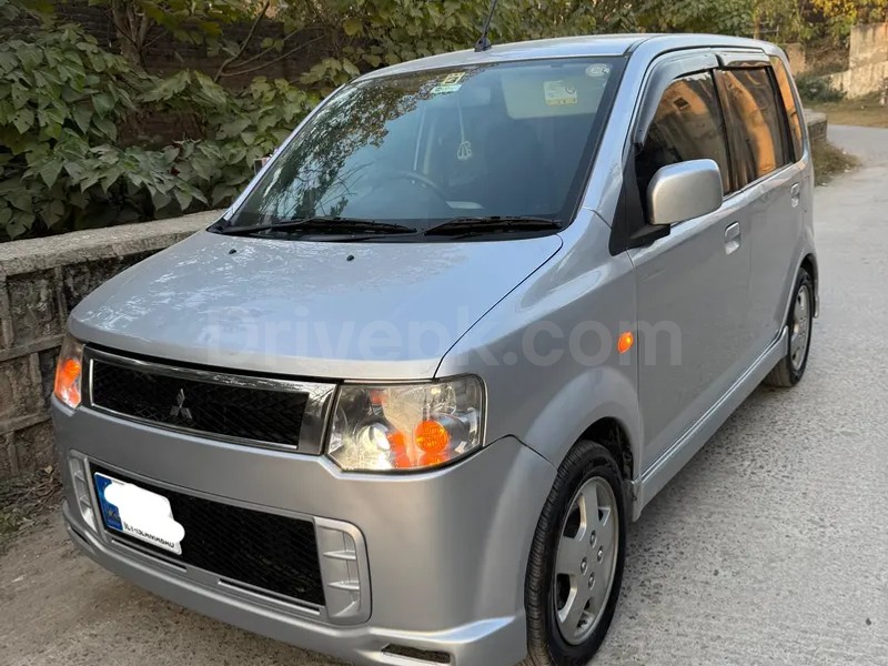 Mitsubishi Ek Sport 2011