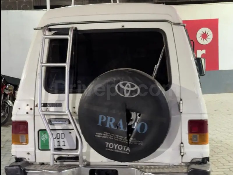 Mitsubishi Pajero 1991