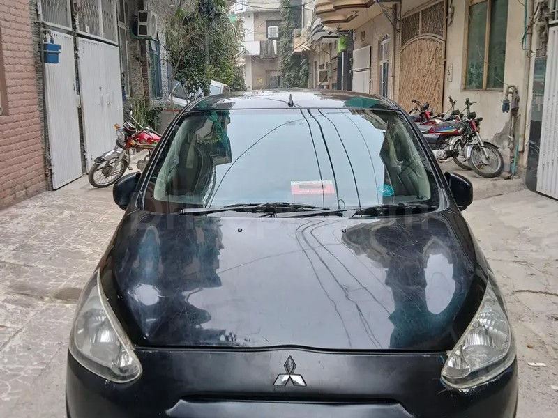 Mitsubishi Mirage 2012