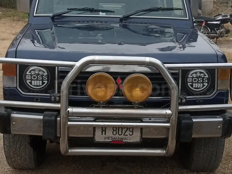 Mitsubishi Pajero 1985