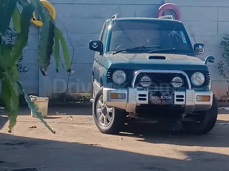 Mitsubishi Pajero Mini 1997