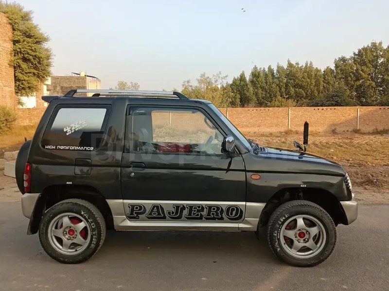 Mitsubishi Pajero Mini 2007