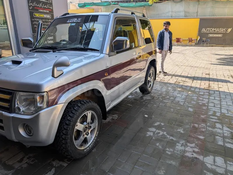 Mitsubishi Pajero Mini 2012