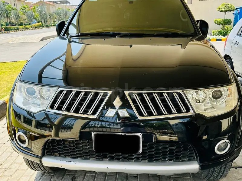 Mitsubishi L200 2010