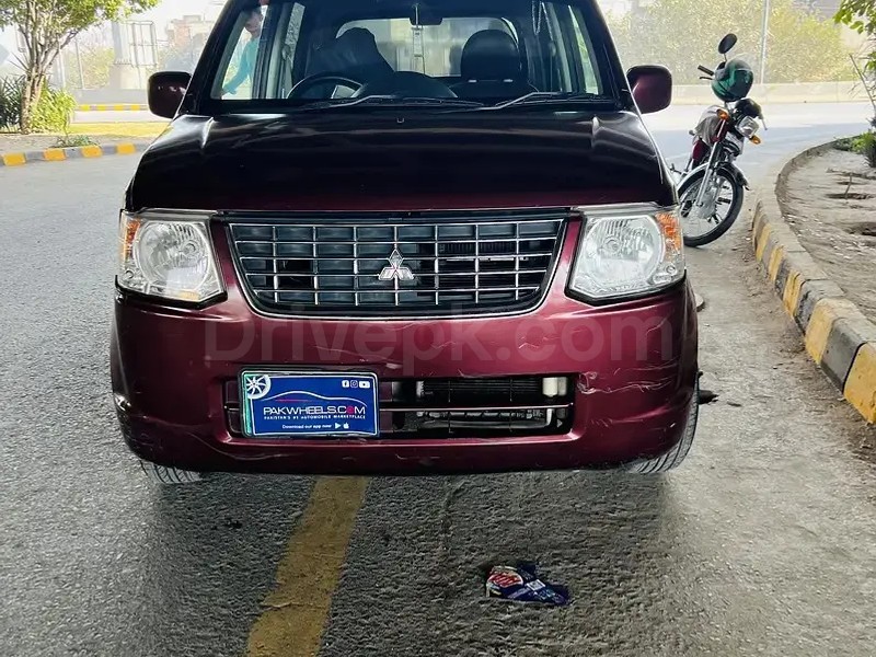 Mitsubishi Ek Wagon 2012