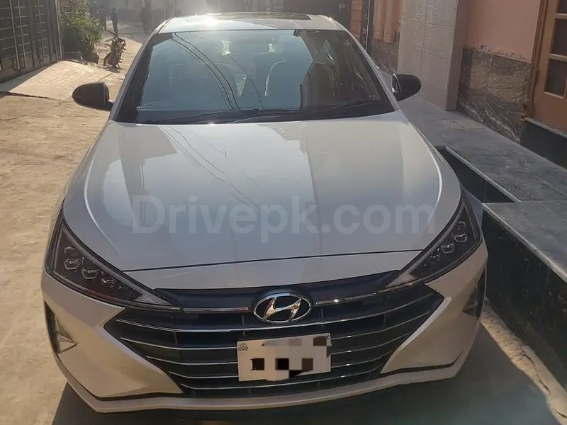 Hyundai Elantra 2025