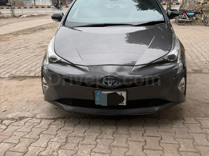 Toyota Prius 2018