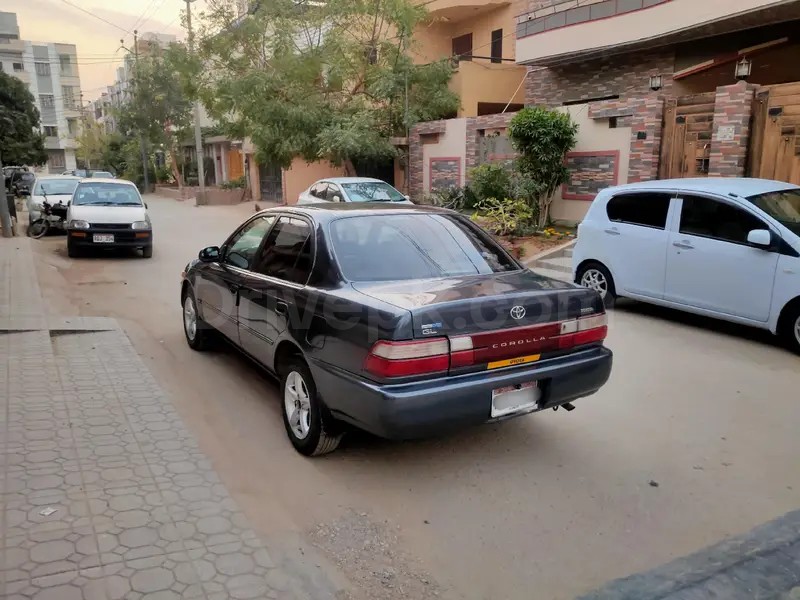 Toyota Corolla GLI 1999