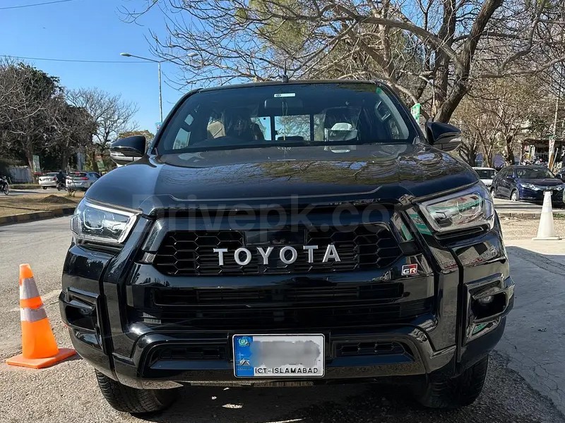 Toyota Hilux 2024