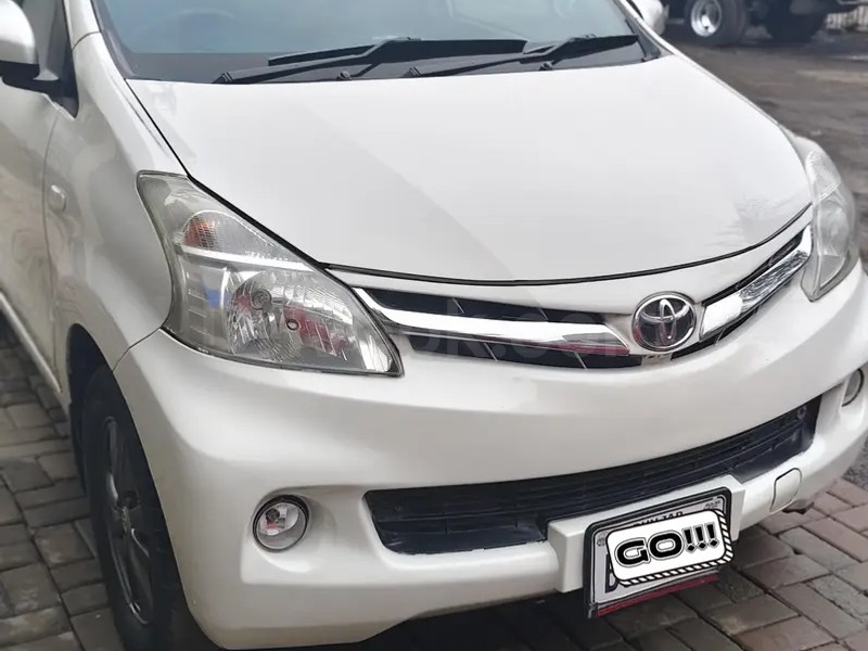 Toyota Avanza 2012