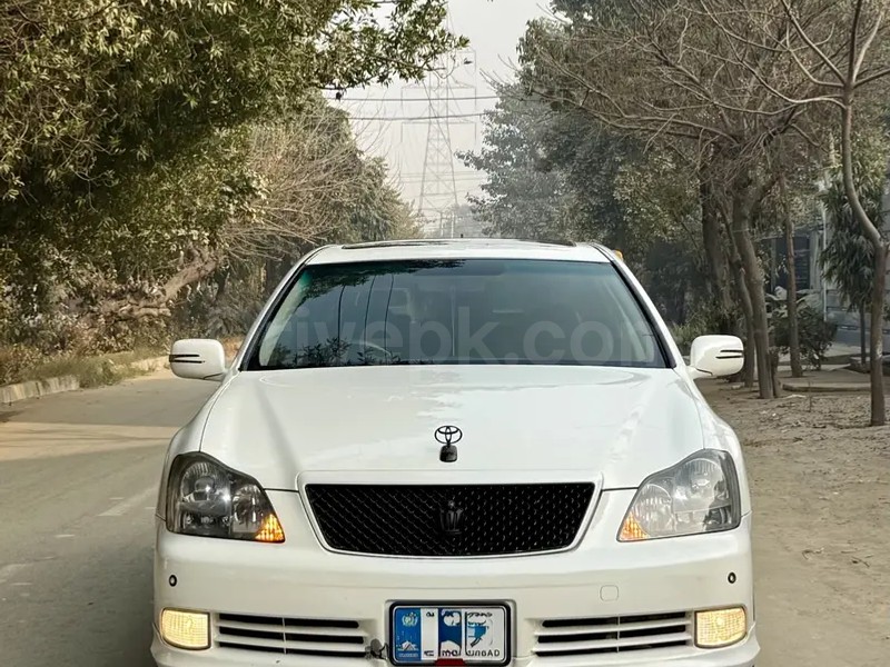 Toyota Crown 2004