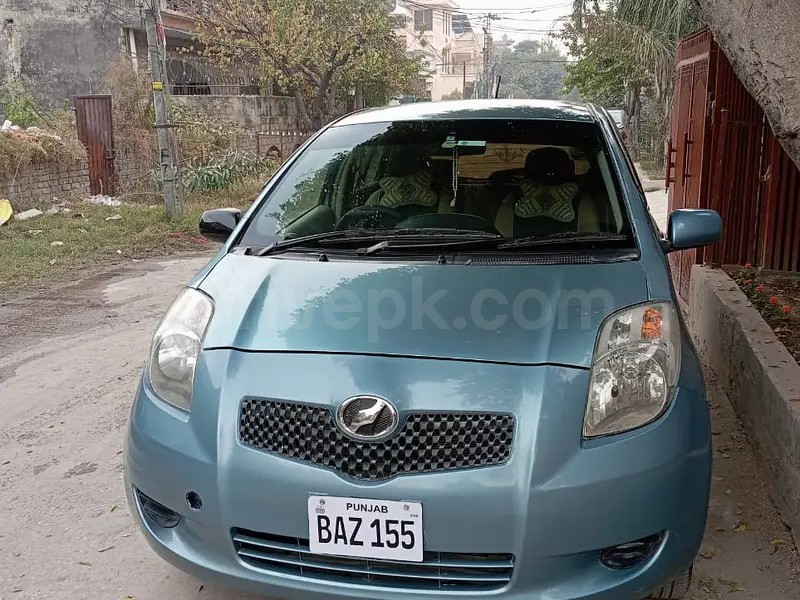 Toyota Vitz 2006