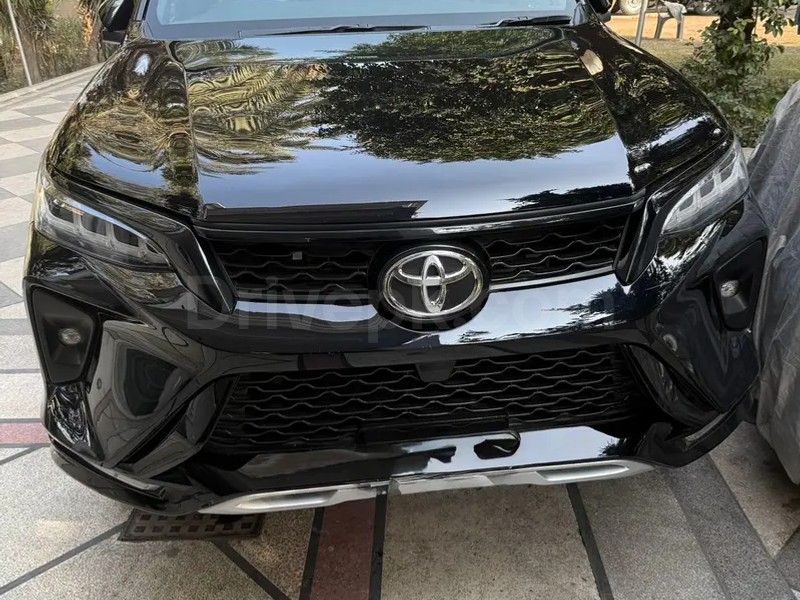 Toyota Fortuner Legender 2023