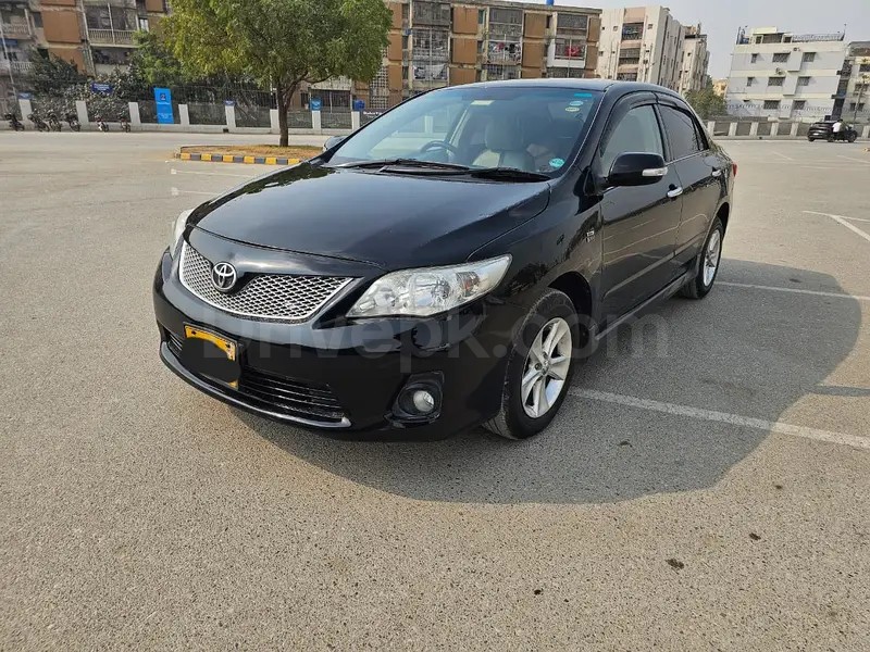 Toyota Corolla Altis 2012