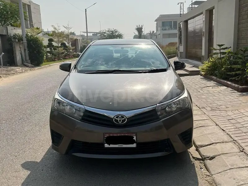 Toyota Corolla Altis 2015