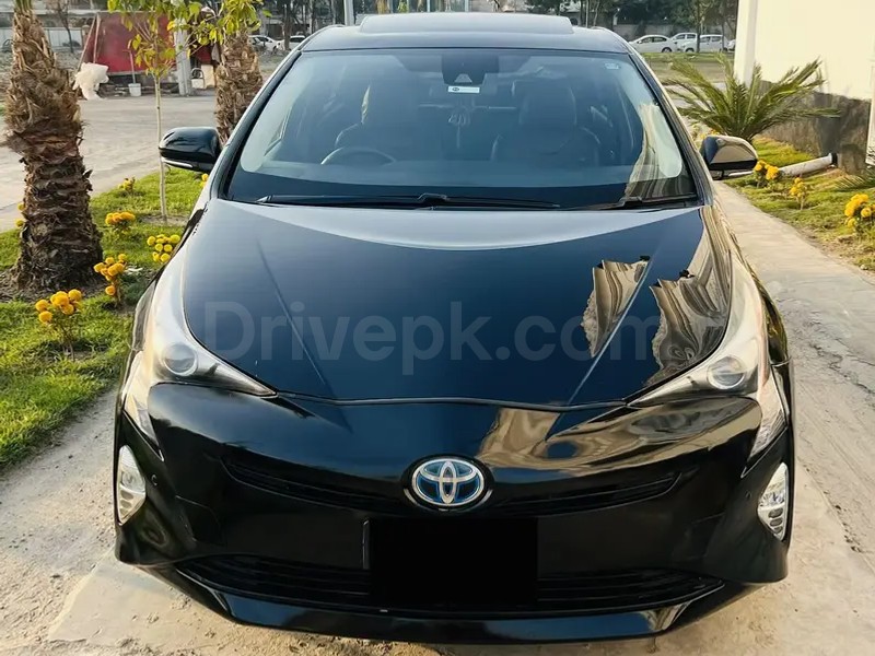 Toyota Prius 2016