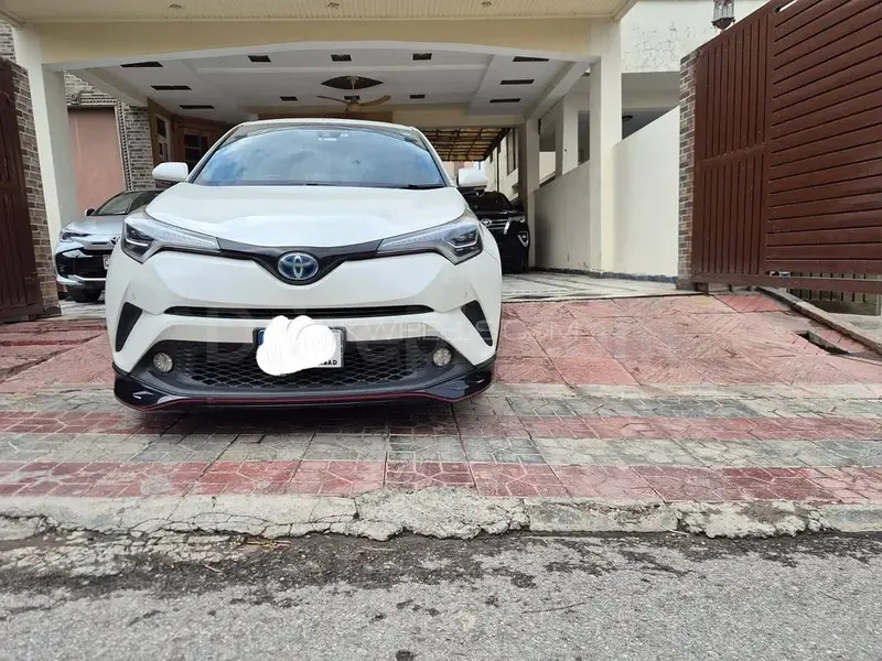 Toyota C-HR 2024