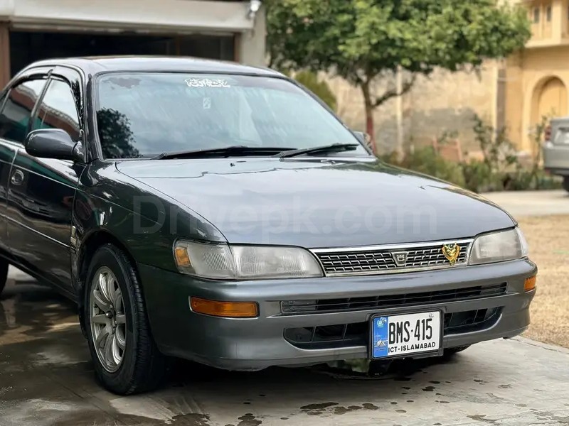 Toyota Corolla XE 1993