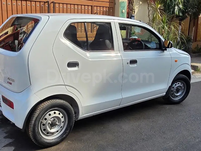 Suzuki Alto 2023