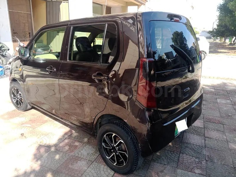 Suzuki Wagon R 2013