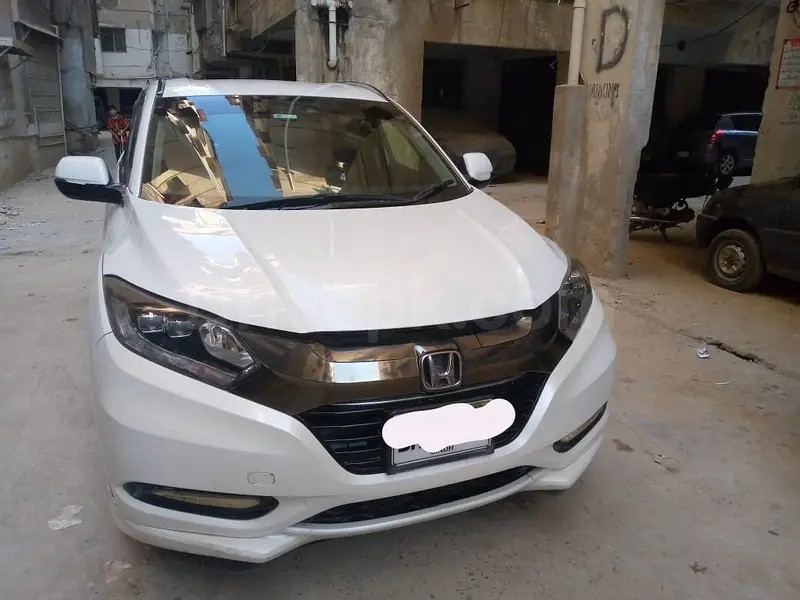 Honda Vezel 2016