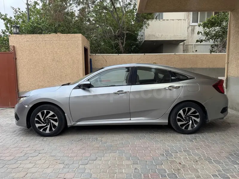 Honda Civic Turbo 1.5 2016