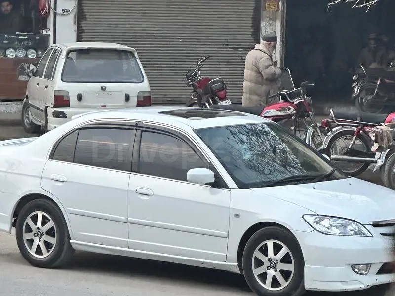 Honda Civic VTi Oriel Prosmatec 2004