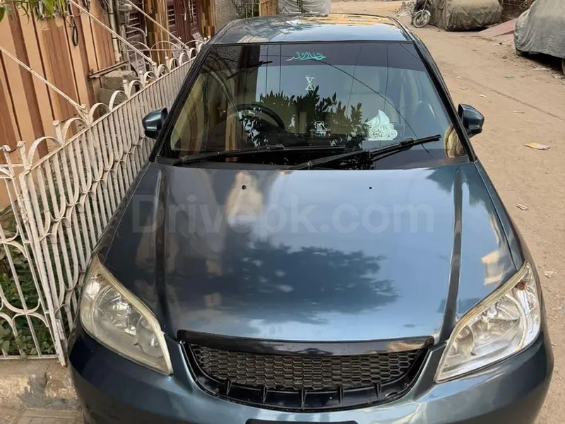 Honda Civic EXi 2004